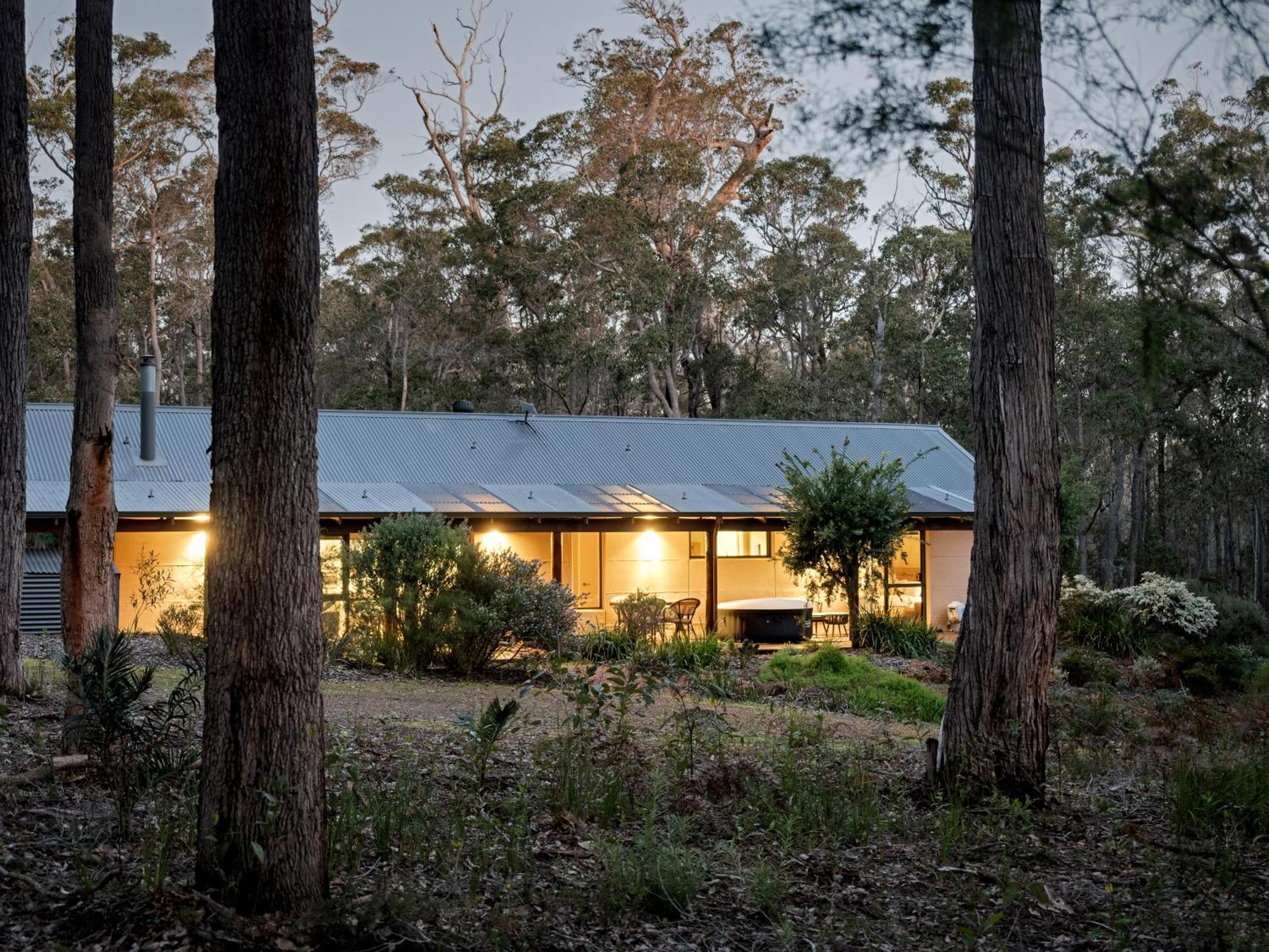 Jarrah Grove Forest Retreat - Adults Only Luxury Chalet Rosa Glen Eksteriør billede