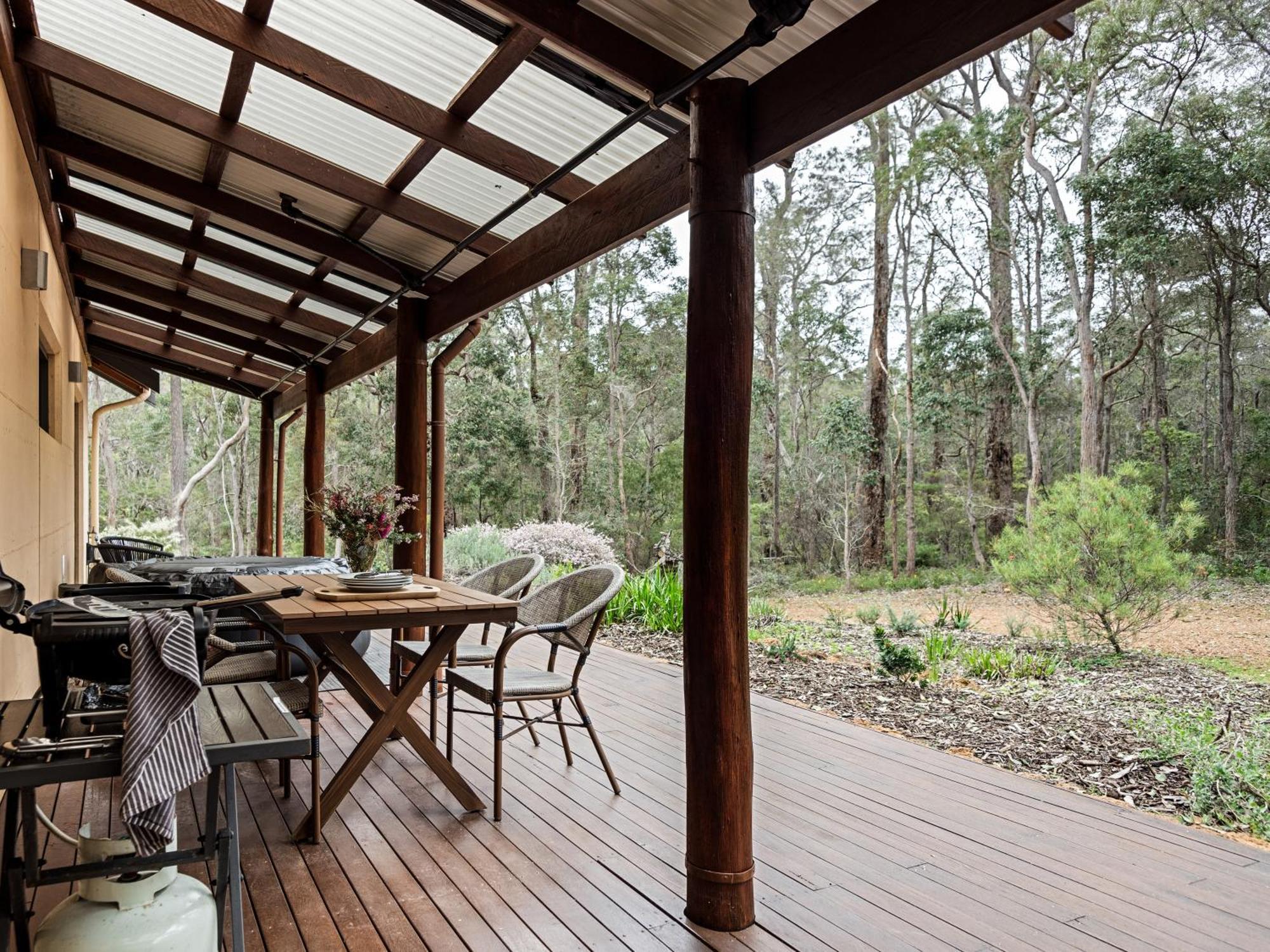 Jarrah Grove Forest Retreat - Adults Only Luxury Chalet Rosa Glen Eksteriør billede